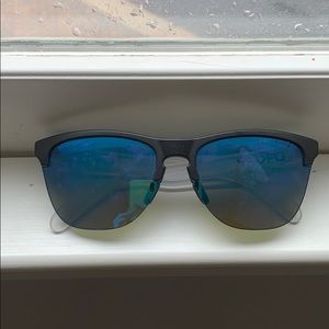 Oakley Square Style Prism Lenses